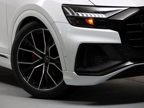 2021 Audi Q8 55 Prestige