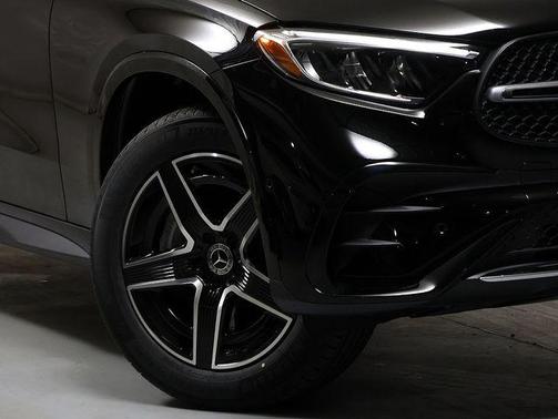 Black 2026 Mercedes-Benz GLC 300 Base 4MATIC