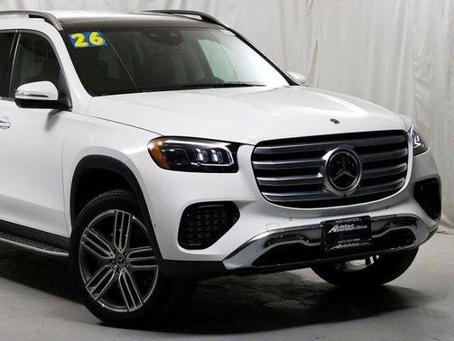 2026 Mercedes-Benz GLS 450 4MATIC