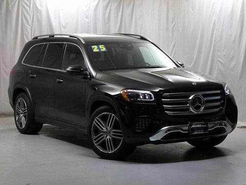 2025 Mercedes-Benz GLS 450 4MATIC