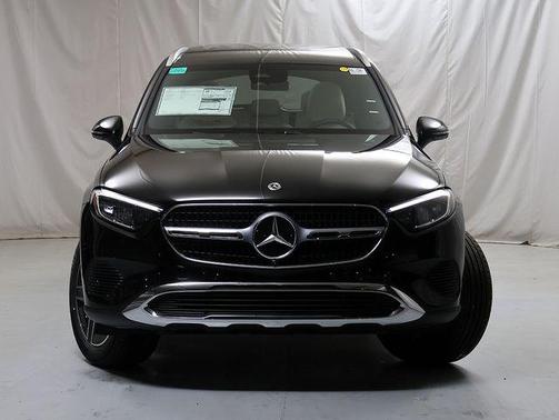 Obsidian Black 2026 Mercedes-Benz GLC 300 Base 4MATIC