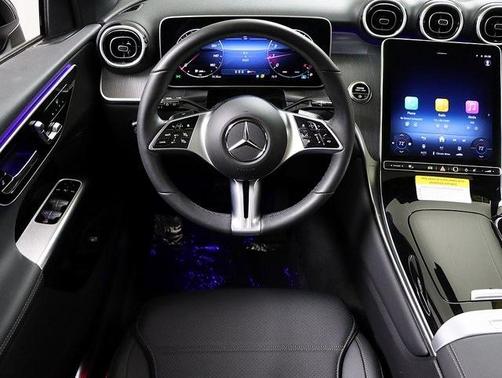 2025 Mercedes-Benz GLC 300 Base 4MATIC