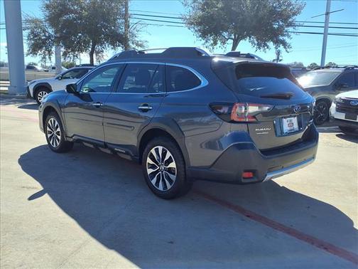 2023 Subaru Outback Touring XT
