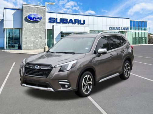 Brilliant Bronze Metallic 2024 Subaru Forester Touring