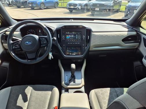 2025 Subaru Forester Base
