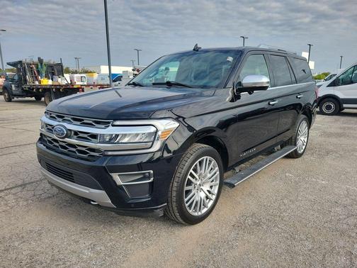 Black Metallic 2023 Ford Expedition Platinum