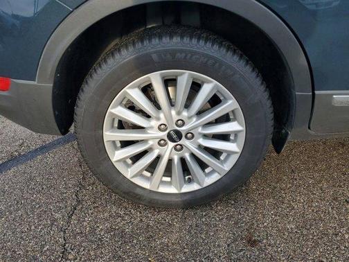 2019 Lincoln MKC Standard