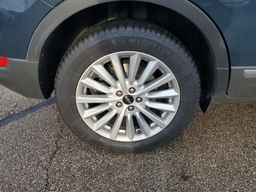 2019 Lincoln MKC Standard