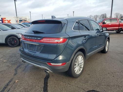 2019 Lincoln MKC Standard