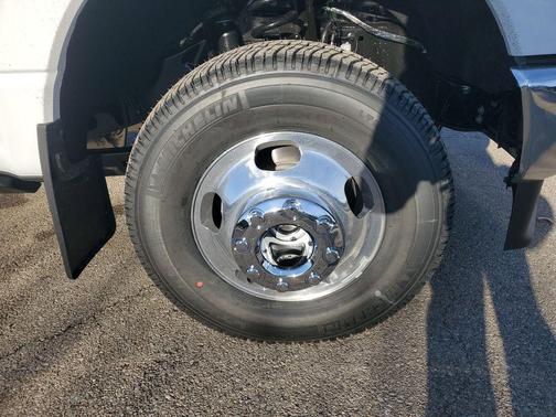 2026 Ford F-350 Lariat Super Duty