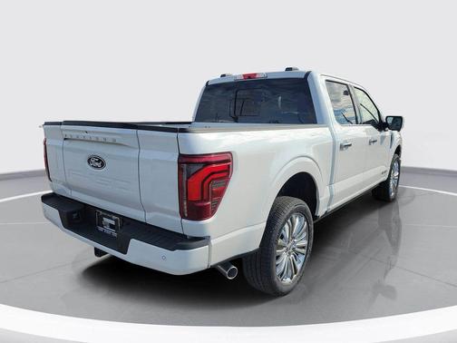 Star White 2026 Ford F-150 Platinum