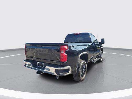 2025 Chevrolet Silverado 3500 LT