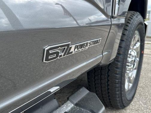 2026 Ford F-350 Lariat Super Duty