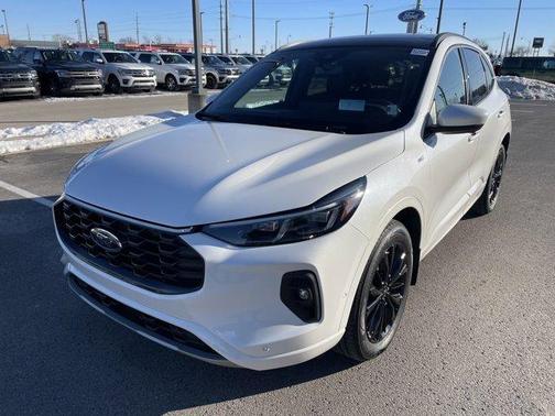 2024 Ford Escape ST-Line Elite