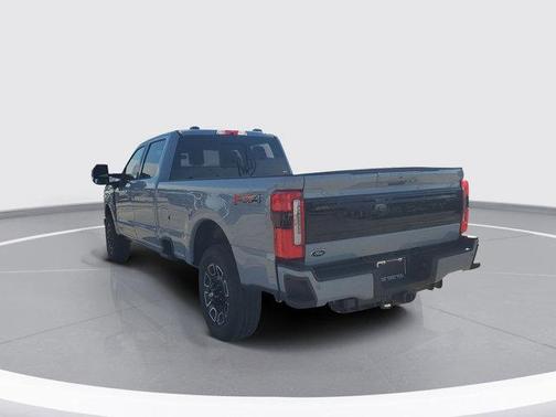 2025 Ford F-350 Platinum