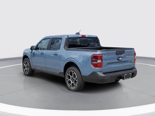 Azure Gray Metallic 2025 Ford Maverick Lariat