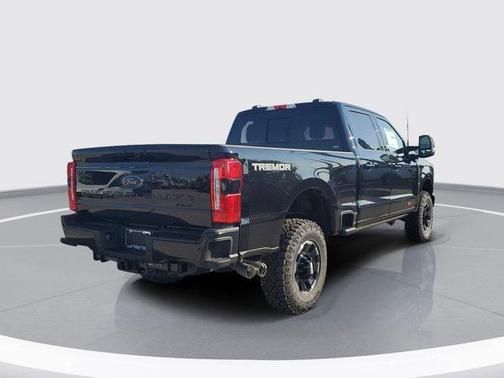 2026 Ford F-350 Lariat Super Duty