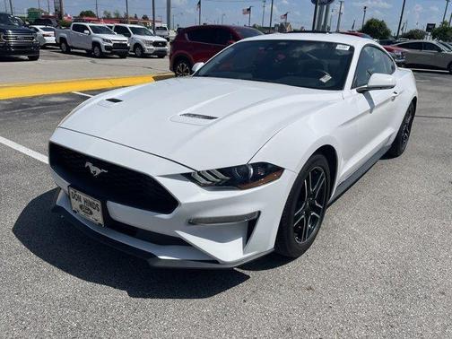 2021 Ford Mustang EcoBoost