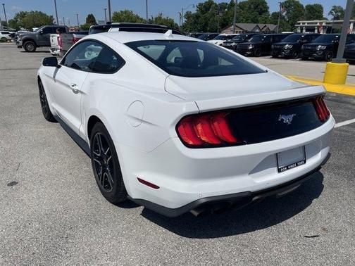 2021 Ford Mustang EcoBoost
