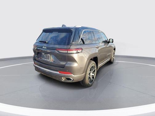 2022 Jeep Grand Cherokee 4xe Summit