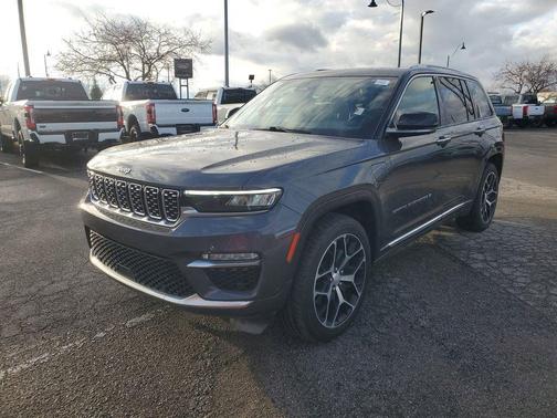 2022 Jeep Grand Cherokee 4xe Summit