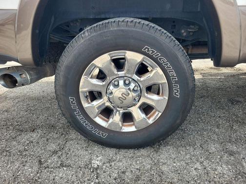 White 2019 Ford F-250 King Ranch