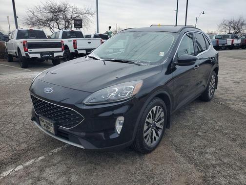 2020 Ford Escape Titanium Hybrid