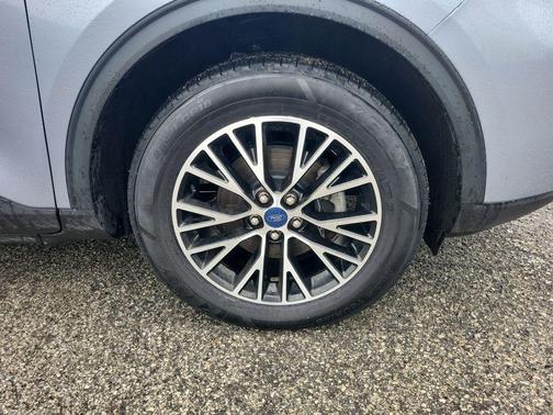 2022 Ford Escape PHEV SEL