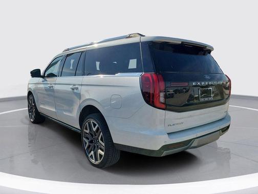 Star White 2026 Ford Expedition Max Platinum