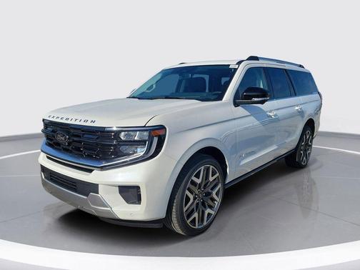 Star White 2026 Ford Expedition Max Platinum