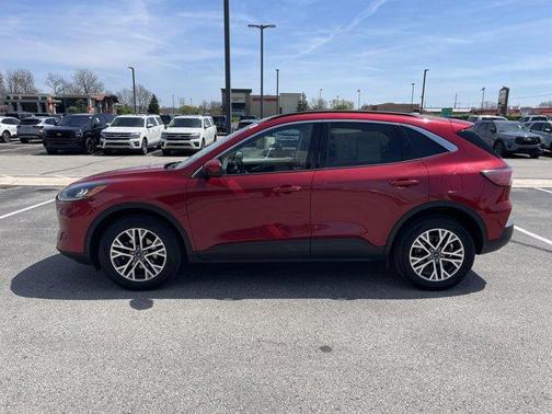 2021 Ford Escape SEL