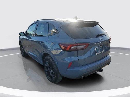 2025 Ford Escape ST-Line Elite