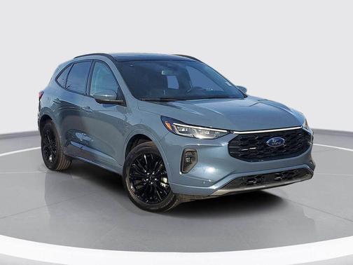2025 Ford Escape ST-Line Elite