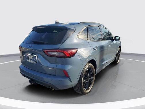 2025 Ford Escape ST-Line Elite