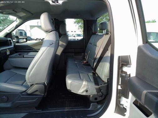 2025 Ford F-250 XL