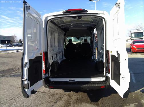 2026 Ford Transit-250 148 WB Medium Roof Cargo