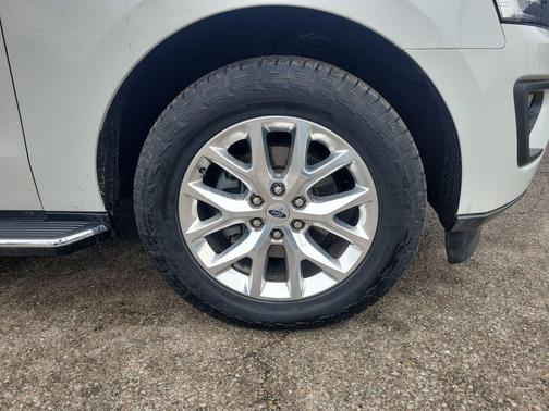 2021 Ford Expedition Max XLT