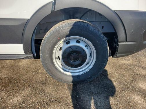 Oxford White 2026 Ford Transit-350 XL