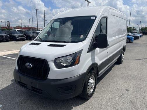 2022 Ford Transit-250 Base