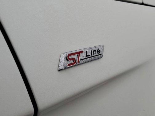 2023 Ford Edge ST Line