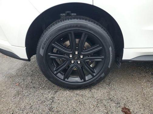 2023 Ford Edge ST Line