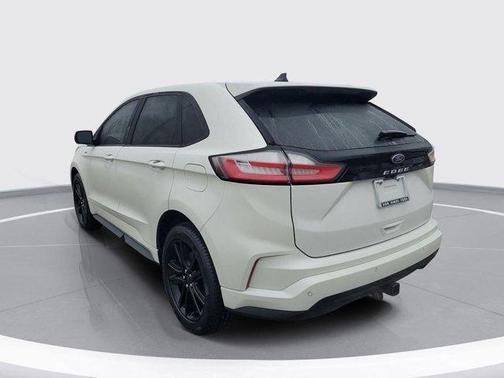 2023 Ford Edge ST Line