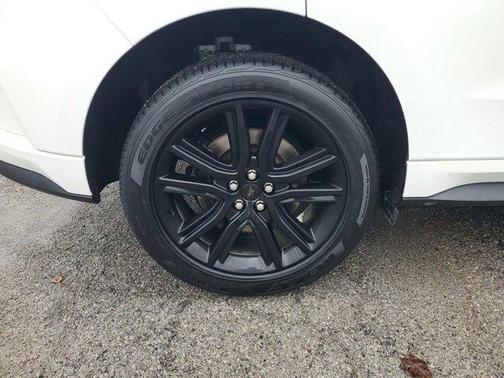 2023 Ford Edge ST Line