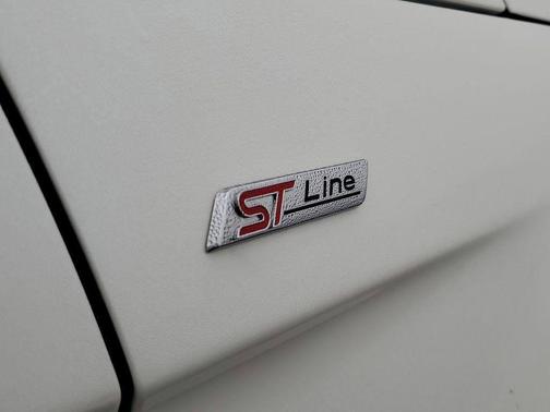 2023 Ford Edge ST Line