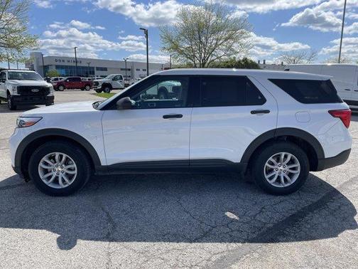 2021 Ford Explorer Base