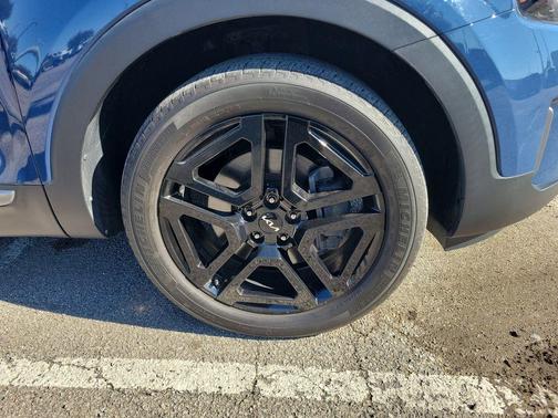 Midnight Black 2023 Kia Telluride EX X-Line