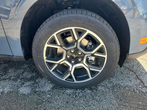 Azure Gray Metallic 2026 Ford Maverick Lariat