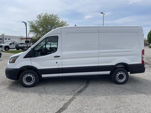 2025 Ford Transit-250 148 WB Medium Roof Cargo