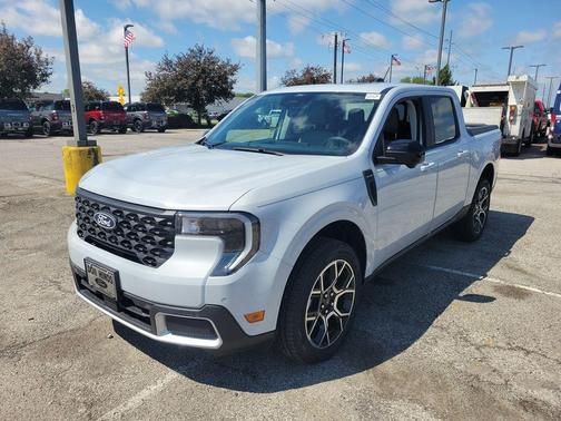 White Metallic 2026 Ford Maverick Lariat