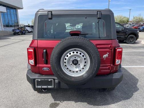 2025 Ford Bronco Base